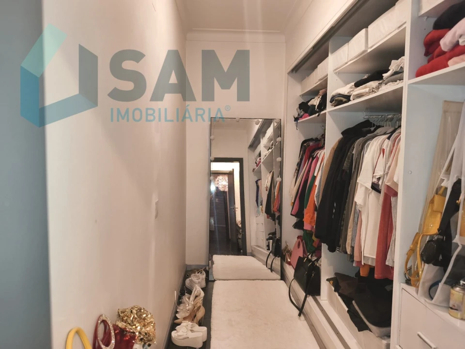 Moradia T4 para Venda em Alverca do Ribatejo e Sobralinho Foto 12