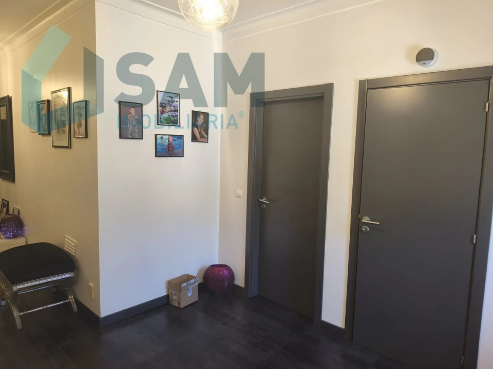 Moradia T4 para Venda em Alverca do Ribatejo e Sobralinho Foto 9