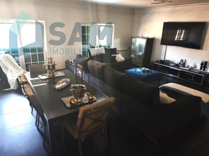 Moradia T4 para Venda em Alverca do Ribatejo e Sobralinho Foto 6