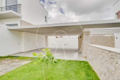 Moradia T4 para Venda em Alcabideche