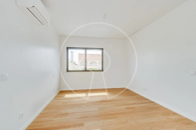 Moradia T4 para Venda em Alcabideche