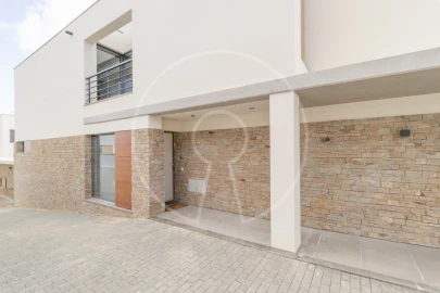 Moradia T4 para Venda em Alcabideche