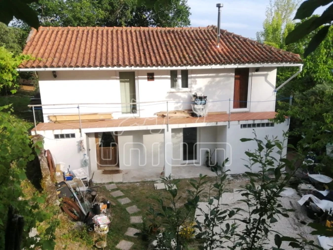 Quinta T2 para Venda em Couto Foto 2