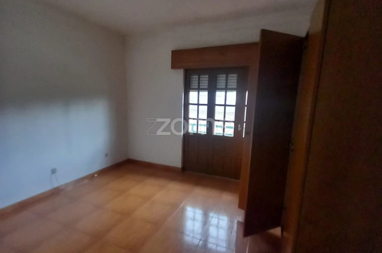 Moradia T3 para Venda em Pala Foto 23