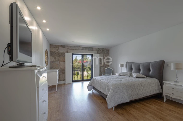 Quinta T10 para Venda em Queiriz Foto 47