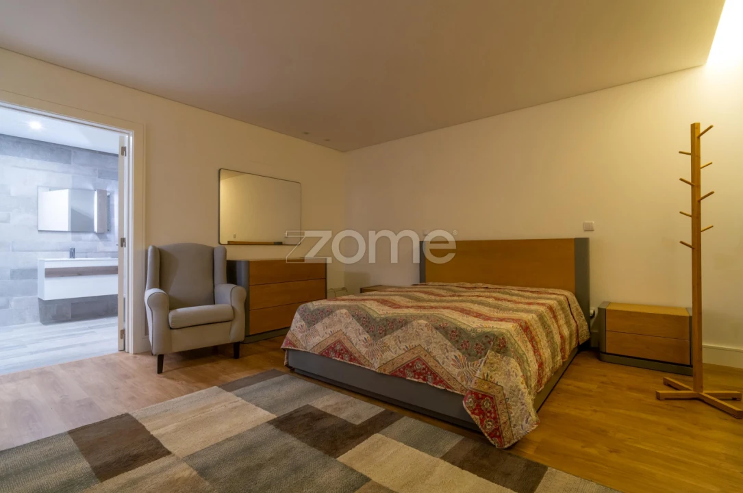 Quinta T10 para Venda em Queiriz Foto 54