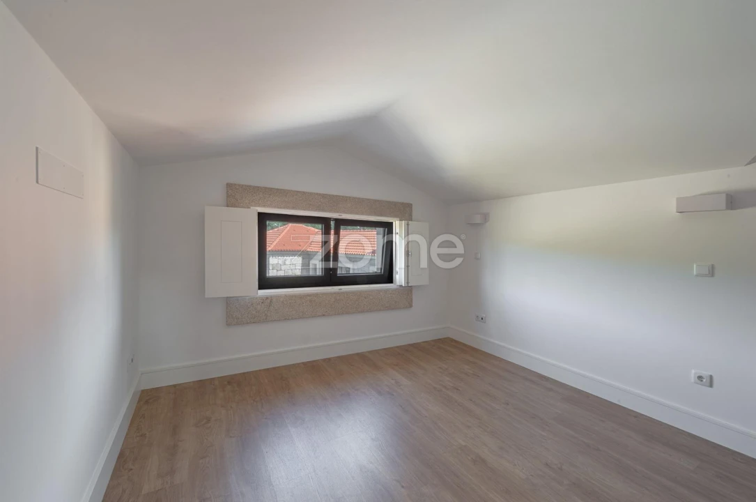 Quinta T10 para Venda em Queiriz Foto 68