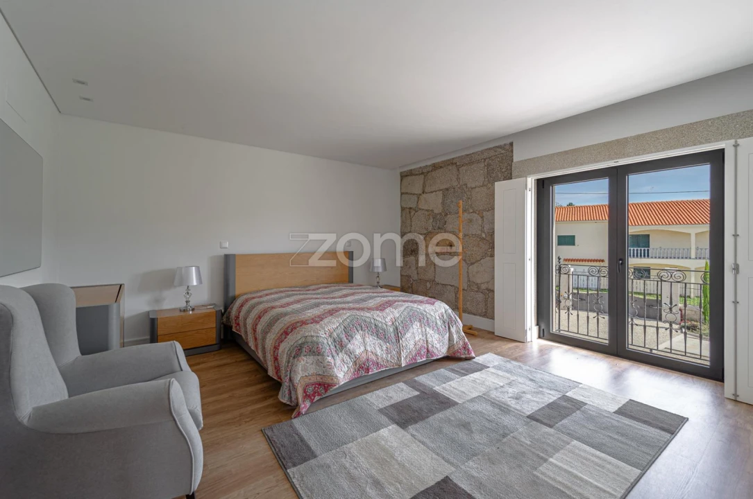 Quinta T10 para Venda em Queiriz Foto 55