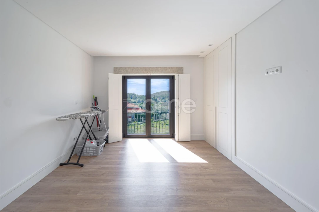 Quinta T10 para Venda em Queiriz Foto 64