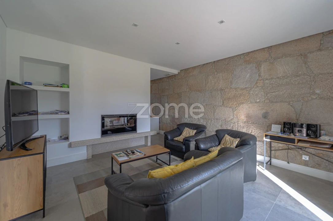 Quinta T10 para Venda em Queiriz Foto 25