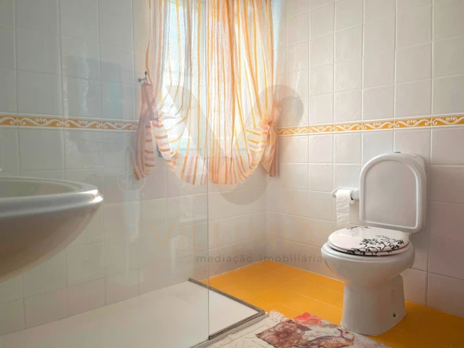 Moradia T4 para Venda em Ribeira Foto 31