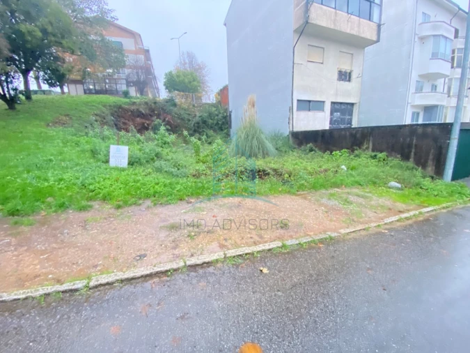 Terreno para Venda em Mafamude e Vilar do Paraíso Foto 2