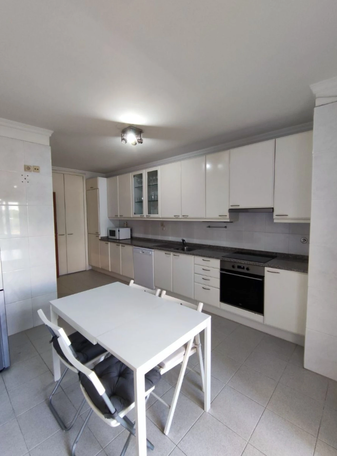 Apartamento T3 para Arrendamento em Arcozelo Foto 13