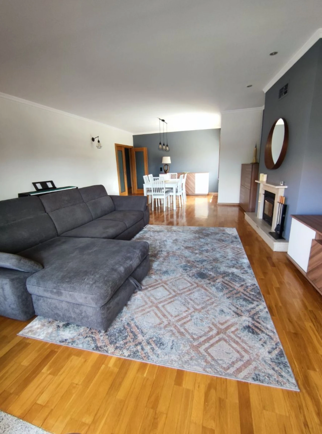 Apartamento T3 para Arrendamento em Arcozelo Foto 1