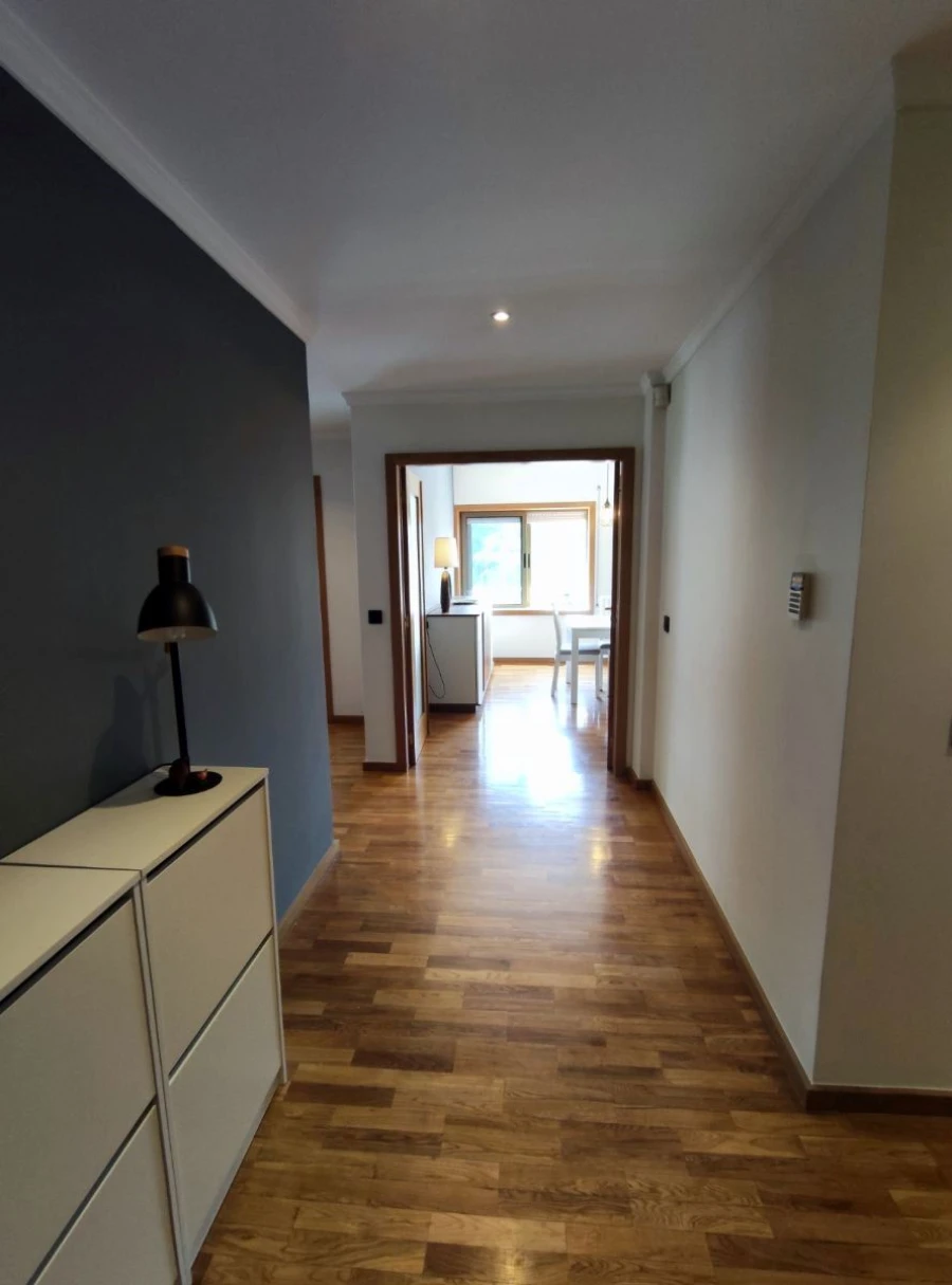 Apartamento T3 para Arrendamento em Arcozelo Foto 5