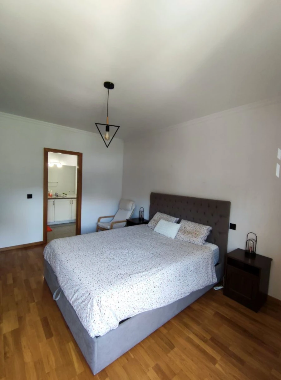 Apartamento T3 para Arrendamento em Arcozelo Foto 8