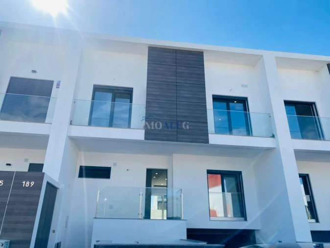 Moradia T4 para Venda em Alcochete