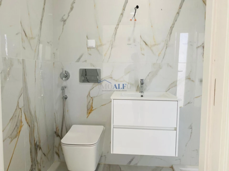 Moradia T4 para Venda em Alcochete Foto 10