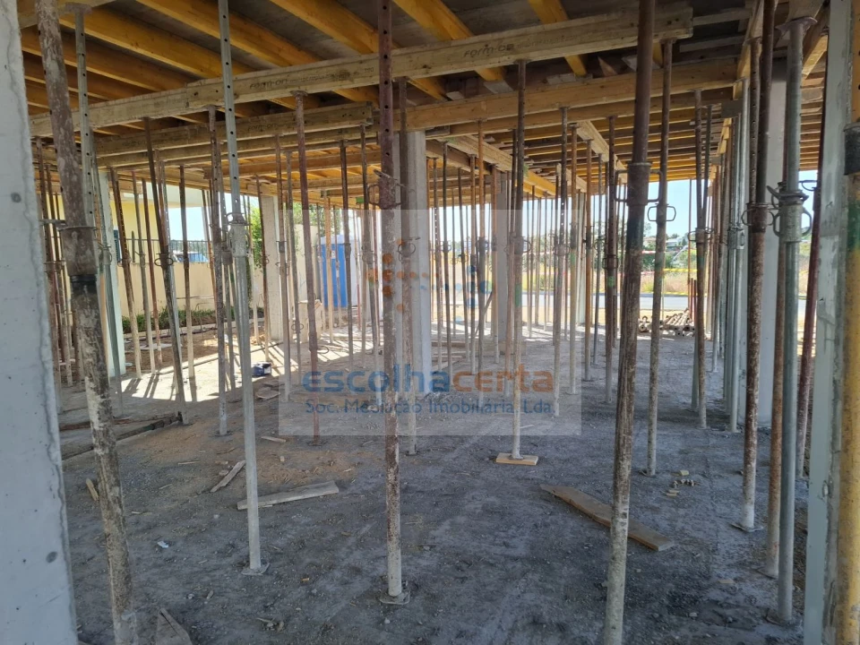 Moradia T4 para Venda em Fernao Ferro Foto 8