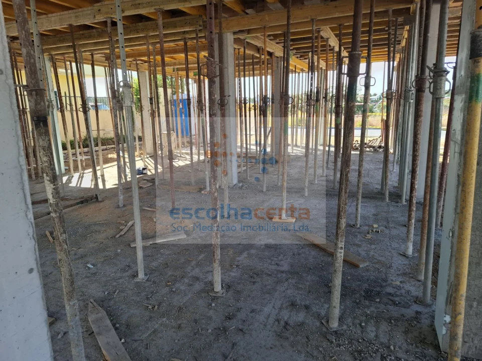 Moradia T4 para Venda em Fernao Ferro Foto 7