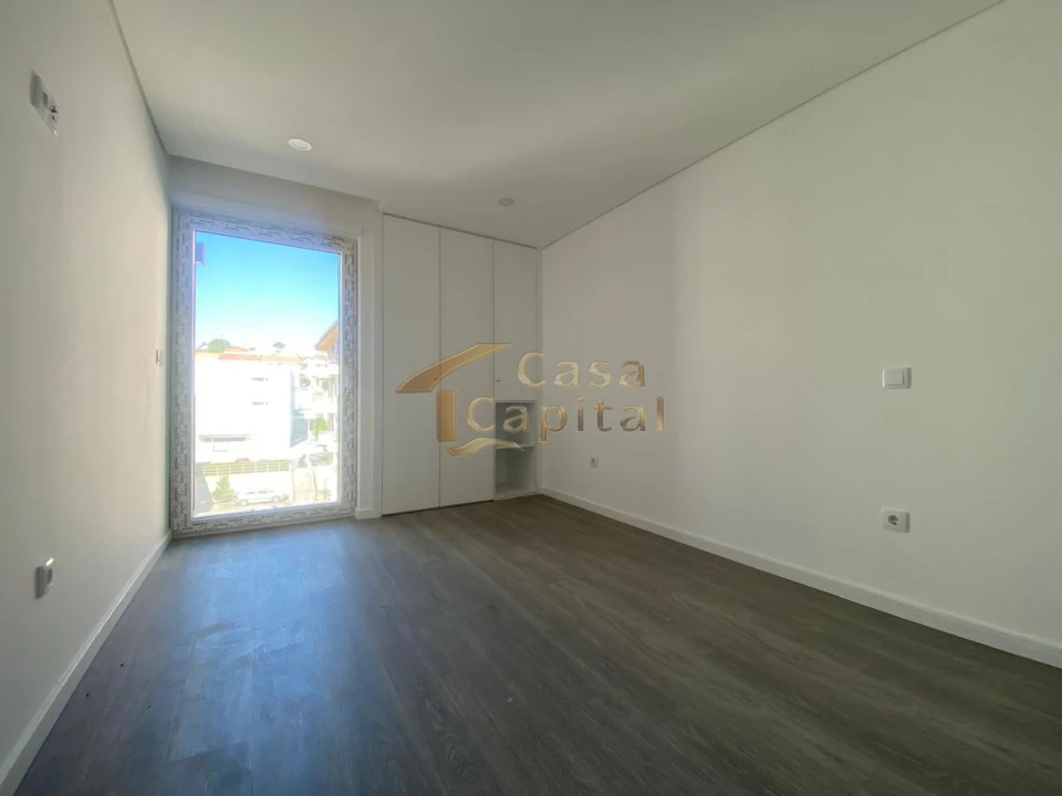 Apartamento T1 para Venda em Mateus Foto 10