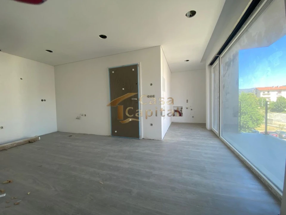 Apartamento T1 para Venda em Mateus Foto 5