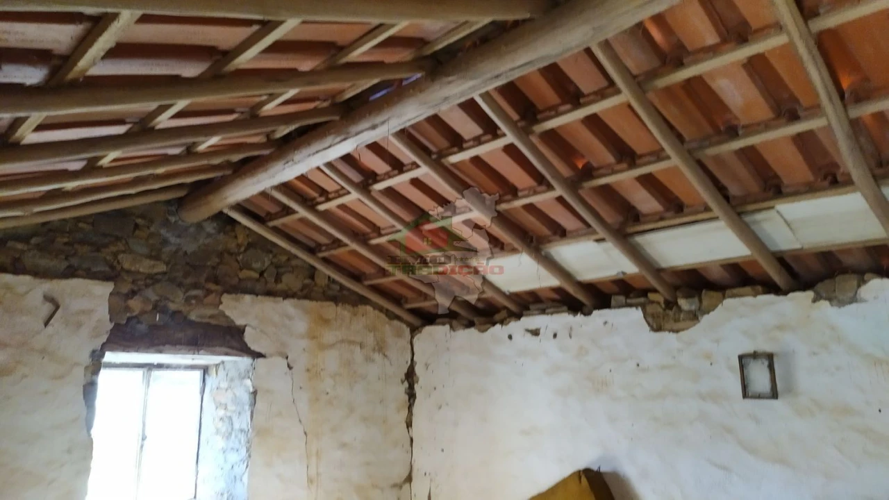 Terreno para Venda em Castanheira de Pêra e Coentral Foto 16