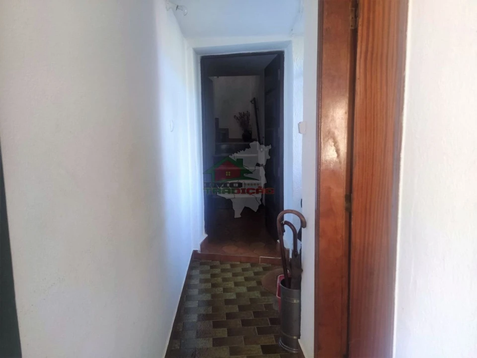 Moradia T4 para Venda em Sobreira Formosa e Alvito da Beira Foto 9