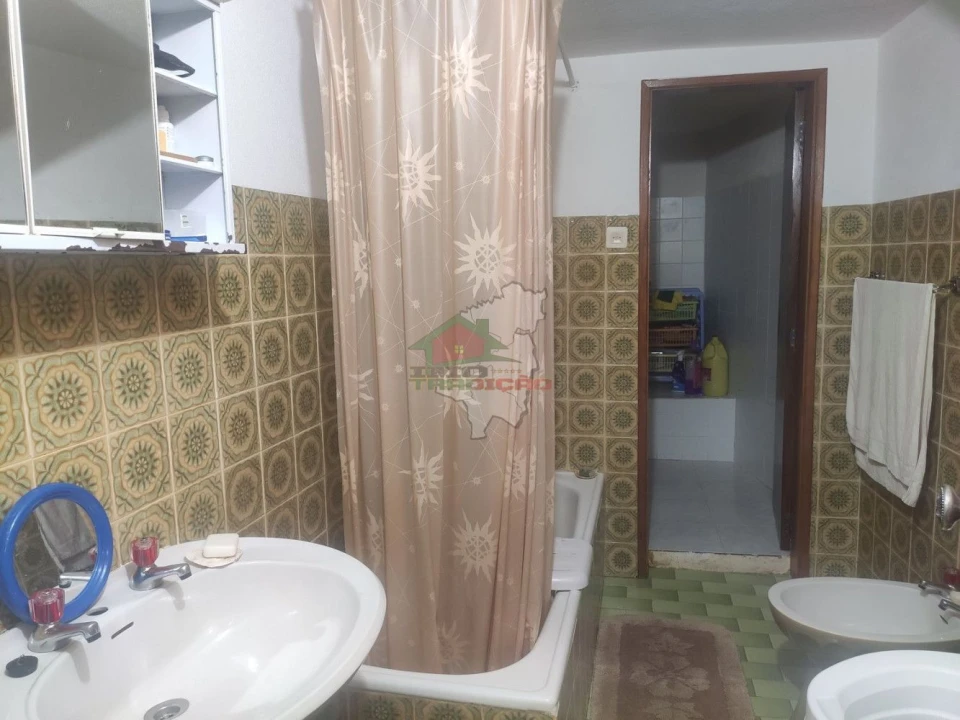 Moradia T4 para Venda em Sobreira Formosa e Alvito da Beira Foto 20