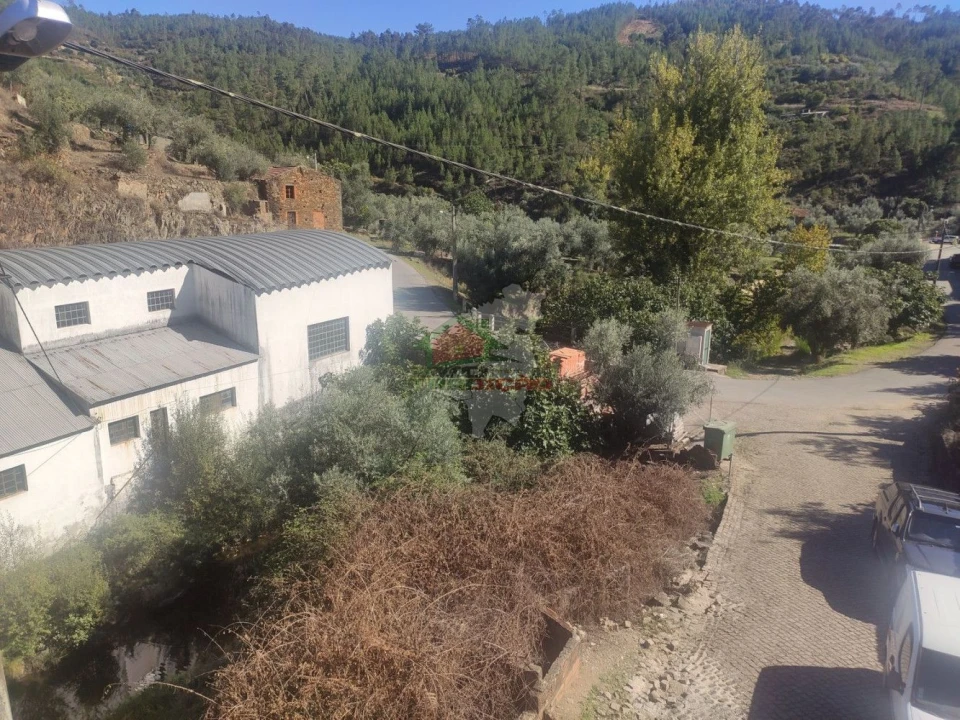 Moradia T4 para Venda em Sobreira Formosa e Alvito da Beira Foto 37