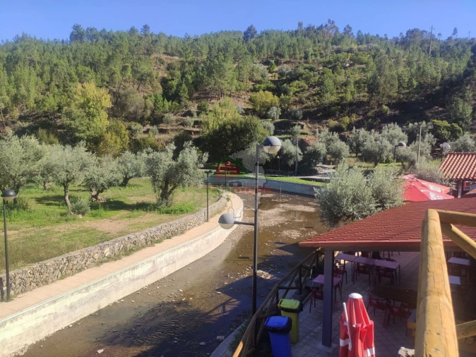 Moradia T4 para Venda em Sobreira Formosa e Alvito da Beira Foto 68