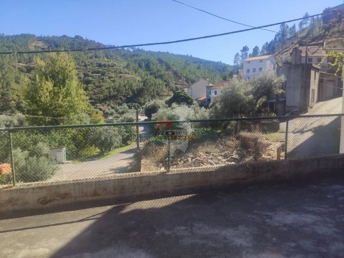 Moradia T4 para Venda em Sobreira Formosa e Alvito da Beira Foto 34