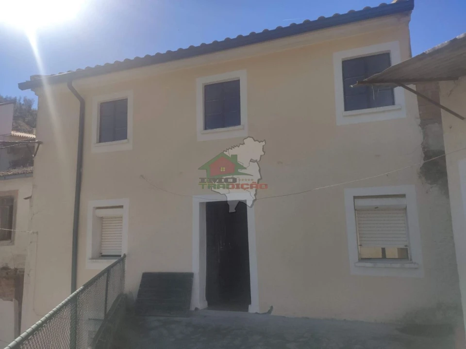 Moradia T4 para Venda em Sobreira Formosa e Alvito da Beira Foto 29