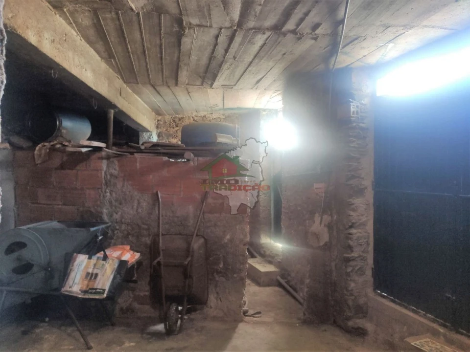 Moradia T4 para Venda em Sobreira Formosa e Alvito da Beira Foto 49