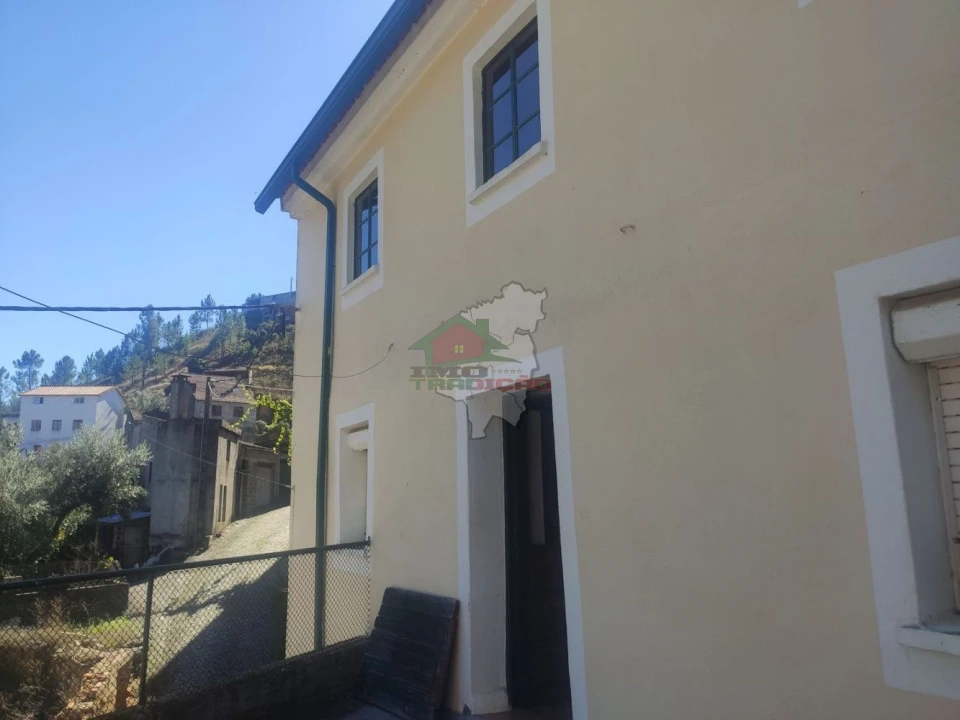 Moradia T4 para Venda em Sobreira Formosa e Alvito da Beira Foto 40