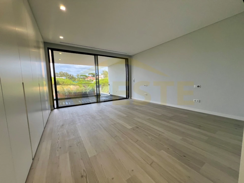 Moradia T5 para Venda em Cascais e Estoril Foto 28
