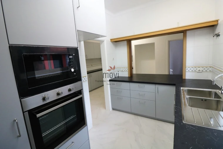 Moradia T7 para Venda em Cascais e Estoril Foto 12