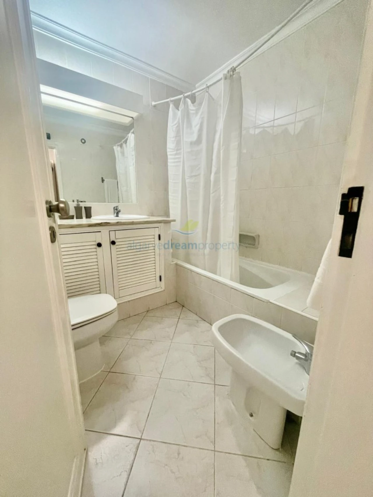 Apartamento T2 para Venda em Albufeira e Olhos de Água Foto 8