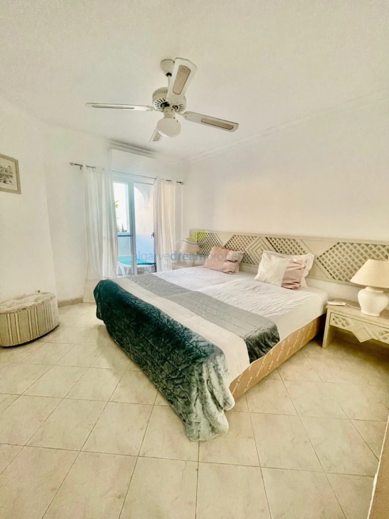 Apartamento T2 para Venda em Albufeira e Olhos de Água Foto 11