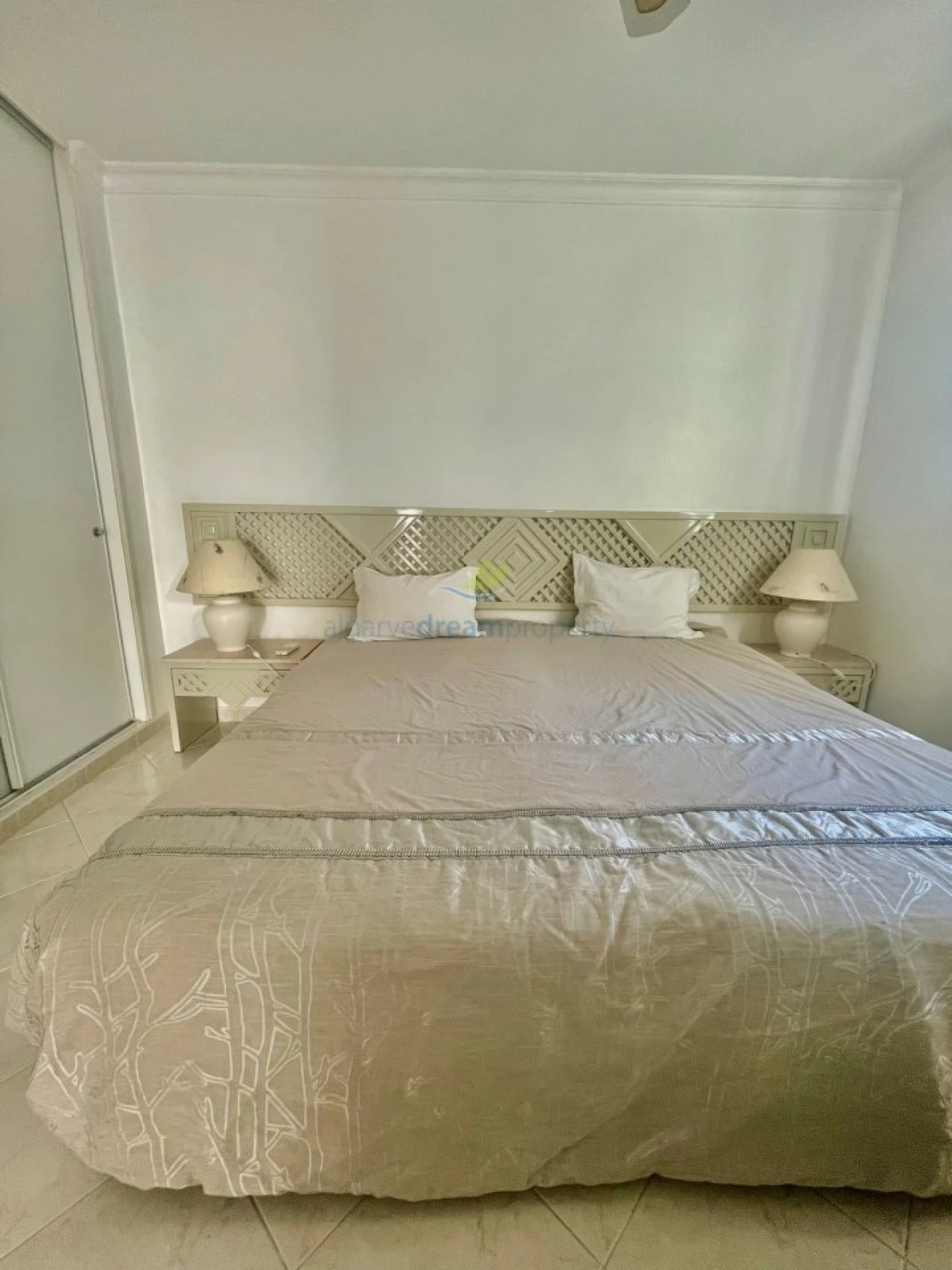 Apartamento T2 para Venda em Albufeira e Olhos de Água Foto 15