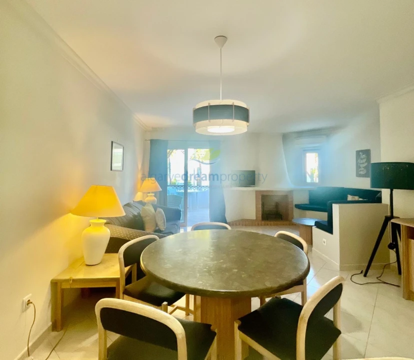 Apartamento T2 para Venda em Albufeira e Olhos de Água Foto 17