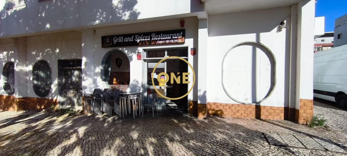 Loja para Venda em Amora Foto 1