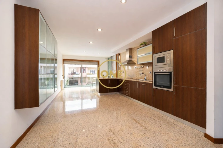 Apartamento T4 para Venda em Póvoa de Varzim, Beiriz e Argivai Foto 7