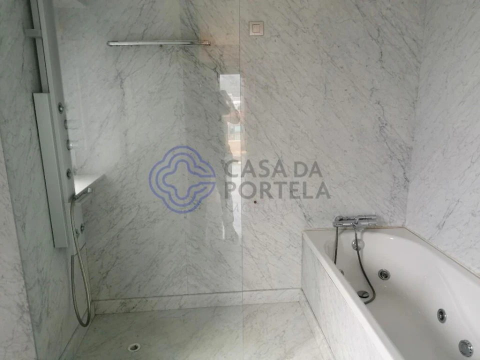 Moradia T3 para Venda em São João da Madeira Foto 25