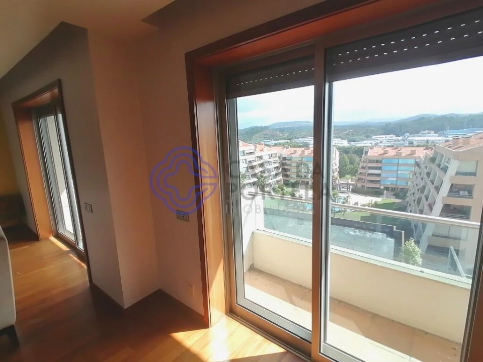 Moradia T3 para Venda em São João da Madeira Foto 5