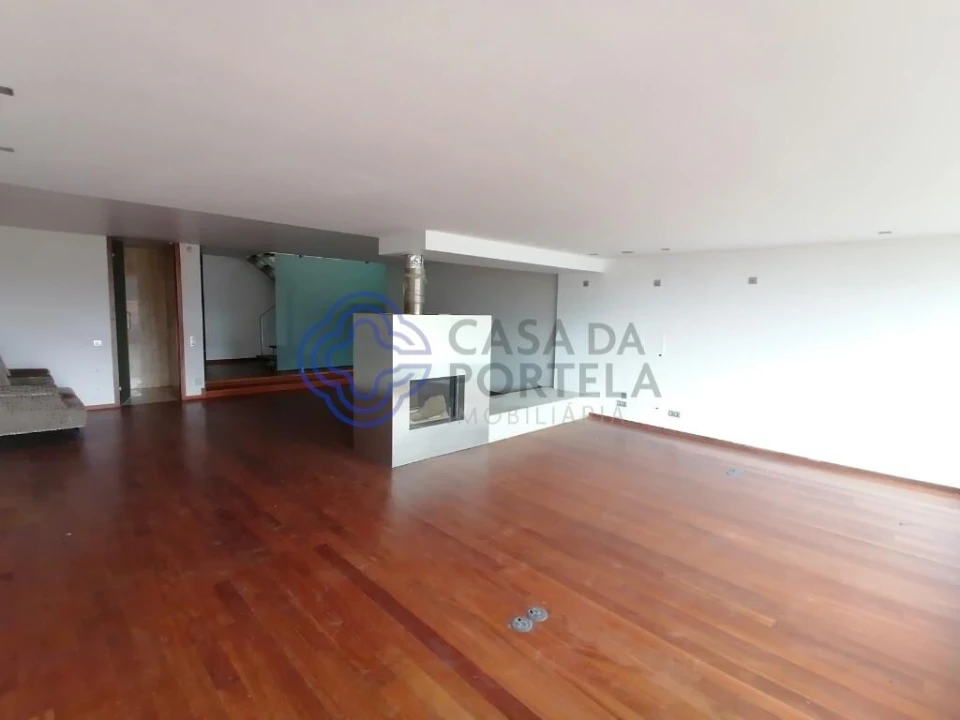 Moradia T3 para Venda em São João da Madeira Foto 4
