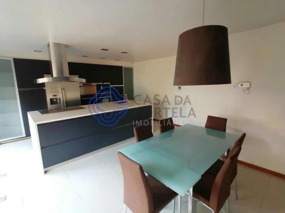 Moradia T3 para Venda em São João da Madeira Foto 9