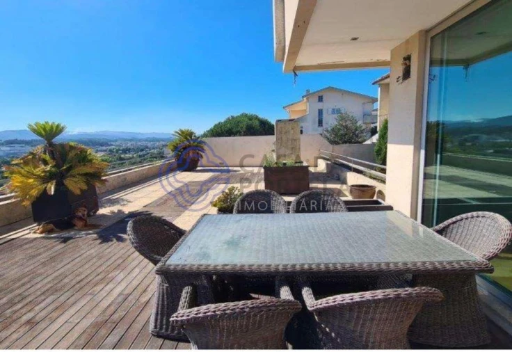 Moradia T3 para Venda em São João da Madeira Foto 32