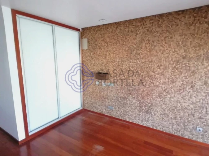 Moradia T3 para Venda em São João da Madeira Foto 28