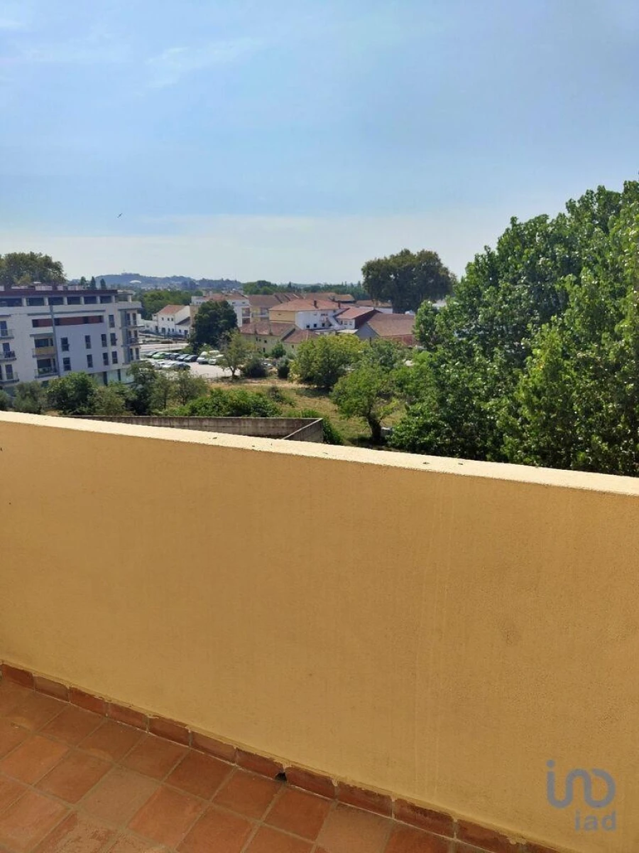 Apartamento T4 para Venda em Rio Maior Foto 3